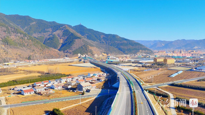 航拍眉太高速。