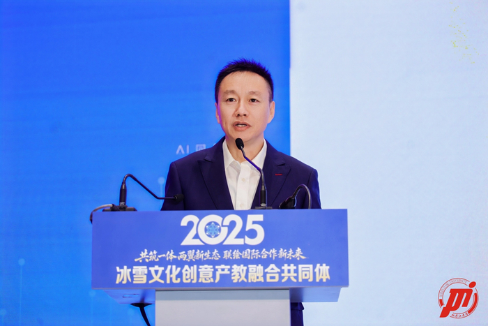 滑雪国家职业技能鉴定专家刘仁辉 图片来源：受访者提供