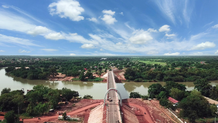 省建投集團(tuán)承建的援岡比亞上河區(qū)公路橋梁工程獲2022-2023年度中國(guó)建設(shè)工程魯班獎(jiǎng)（境外工程）