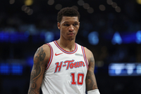 火媒：火箭这赛季夺冠渺茫 所以不应该用小贾和谢泼德去交易