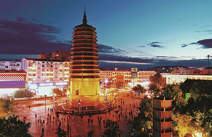 吉林长春农安县辽塔。冯健男摄/光明图片