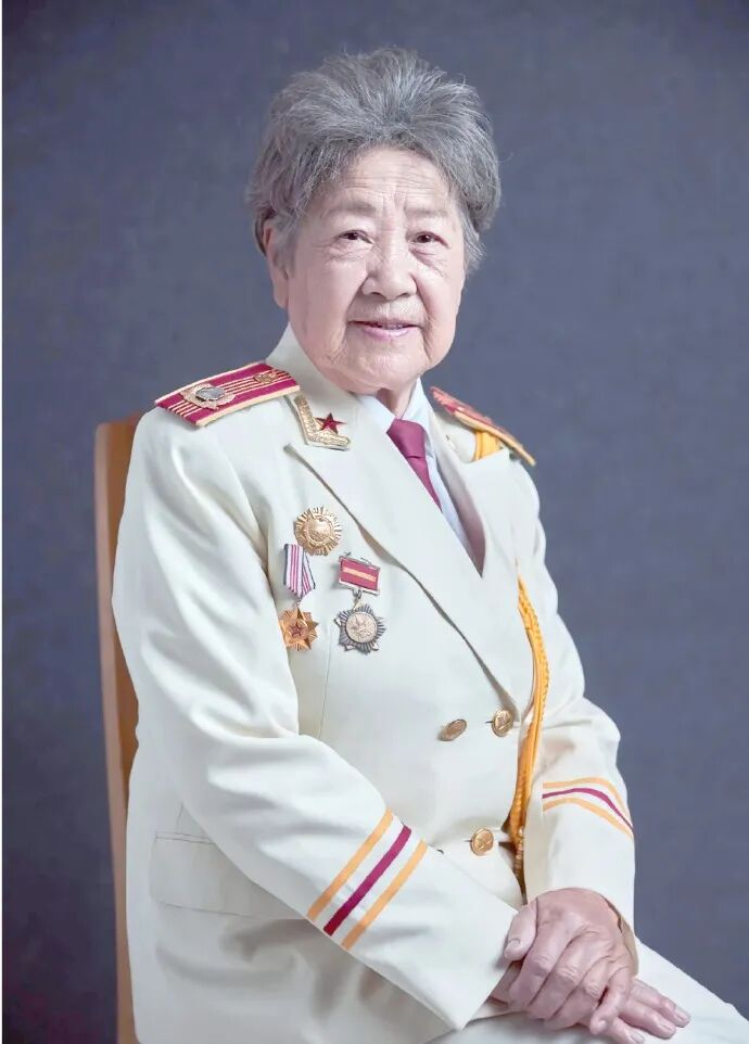 图源：中国电影报道微博 