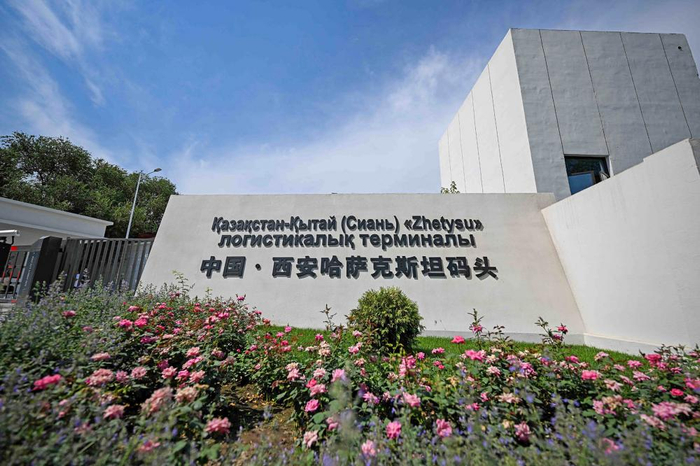 图片来源：新华社