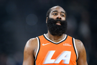 生涯第17季独自带队赢球！哈登：这就是我在做的事！