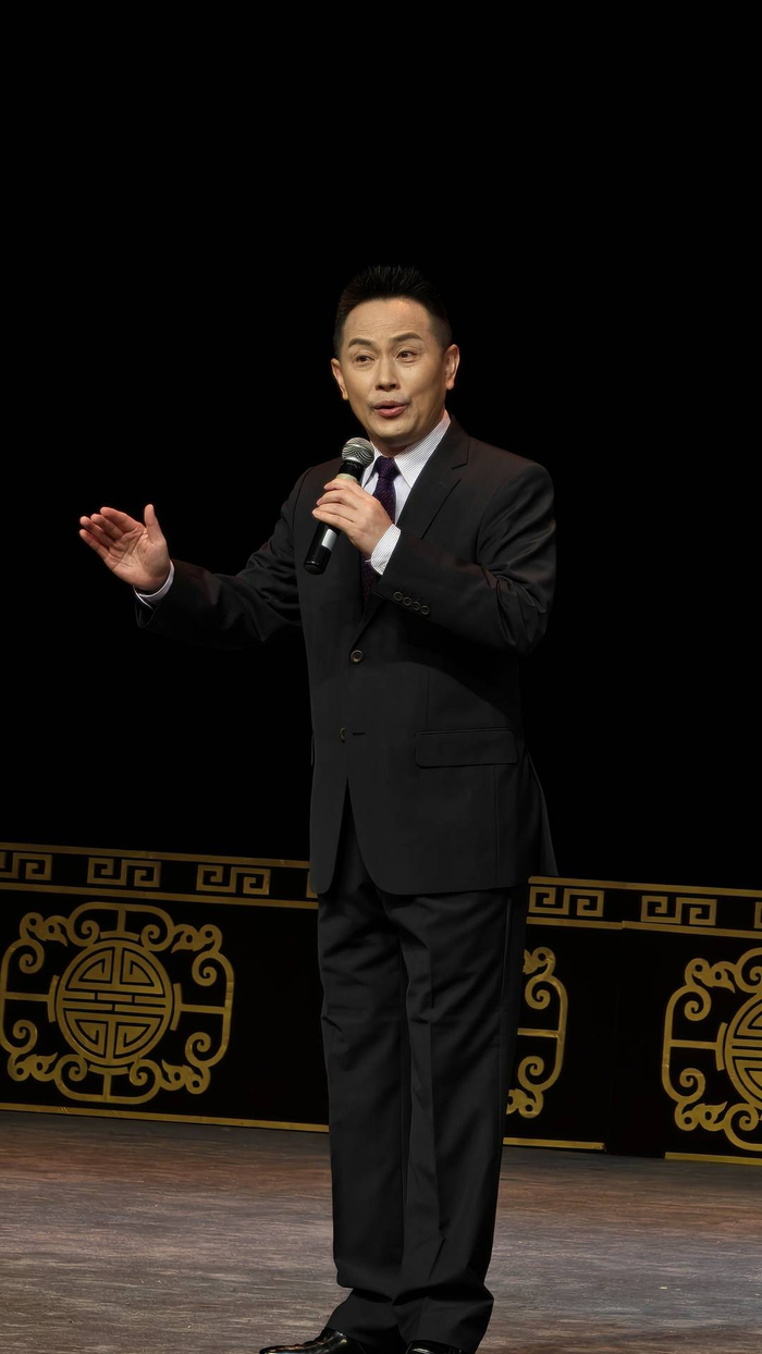 王超《问病逼宫》片段