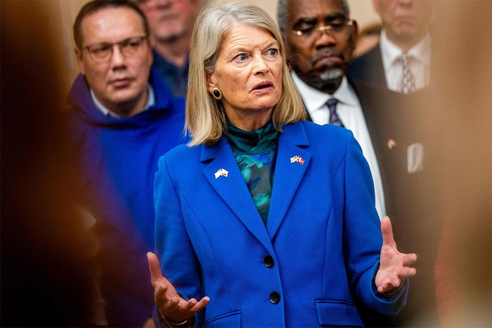 当地时间1月16日，美国参议员莉萨·穆尔科斯基在丹麦哥本哈根与丹方会晤后举行新闻发布会。 法新社