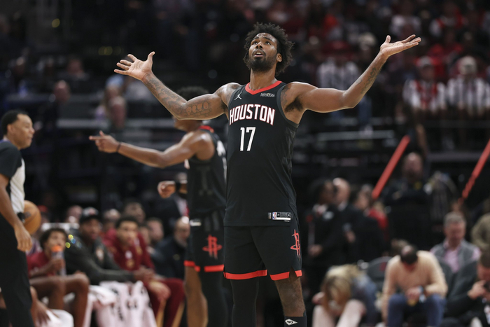 险胜代价！火箭119-110力克鹈鹕 联盟前场板王亚当斯脚踝重伤