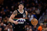 今日掘金对阵黄蜂：戈登、布鲁斯·布朗确定可以出战 穆雷不打