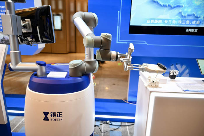 ▲脊柱外科手术导航定位设备