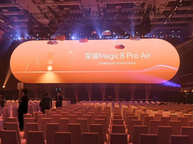 （图源：雷科技现场摄制）