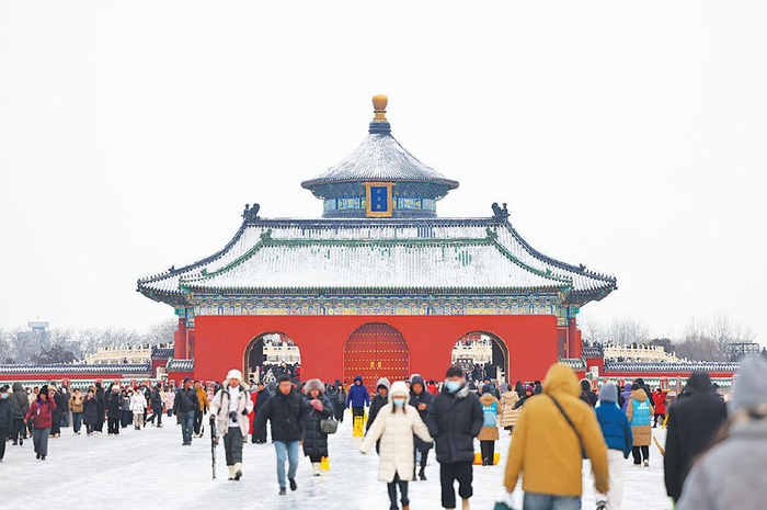 1月18日，天坛公园，祈年殿被白雪层层覆盖。 新京报记者 王贵彬 摄