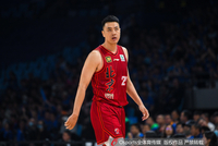 老将尽力了！翟晓川10中3拿到12分6板3助2断