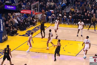 霸屏了！巴特勒开场连续攻筐个人独得6分