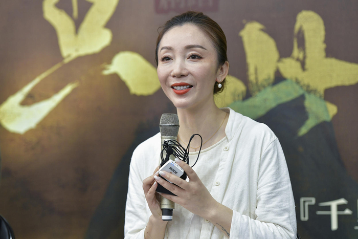 ▲中国东方演艺集团国家一级编导周莉亚  据视觉中国