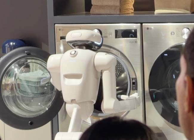 ▲ 背影中隐约有股清澈的愚蠢