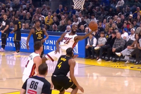 面对老东家得表现！维金斯反击欧洲步左手高难度挑篮2+1！