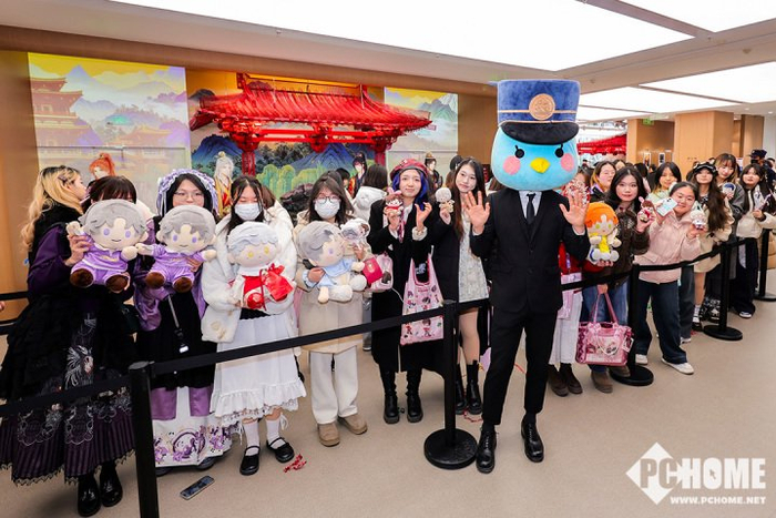 OPPO西安旗舰店开业当天现场