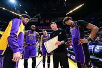 考辛斯：湖人现状比尼克斯还糟糕 如果在东部他们就有机会能突围