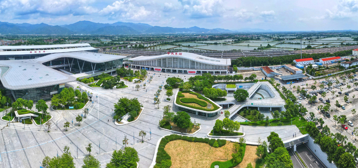 △肇庆东站 李志雄 摄