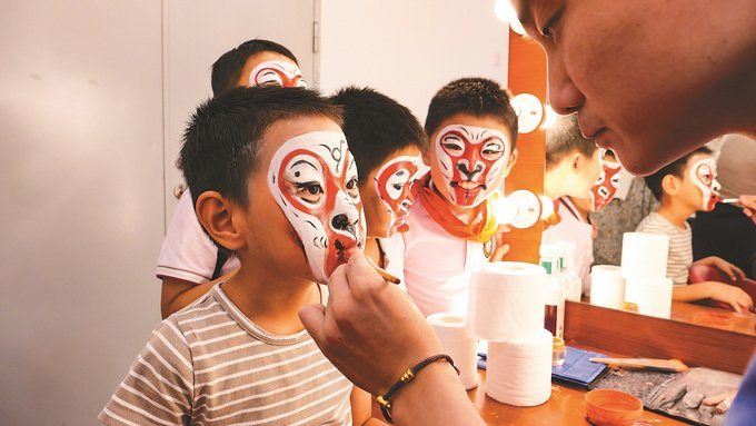 青少年京剧研学活动。 （南京市京剧团供图）