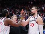 哈登：我告诉祖巴茨需要他打出20分15板的表现 篮下要强硬终结
