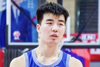 刘维伟：几位国产内线进攻端加起来只有2分 防守端被法尔所限制