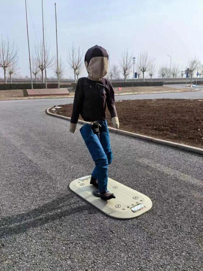 ▲遥控假人