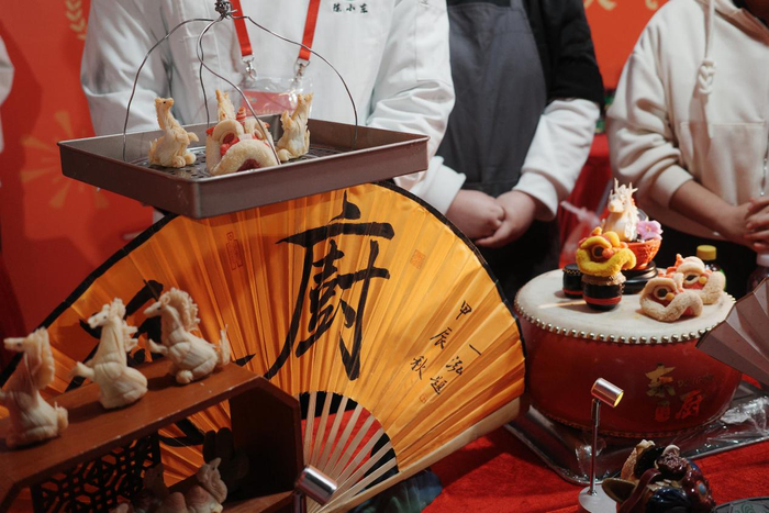 岭南醒狮酥 《消费者报道》记者 摄