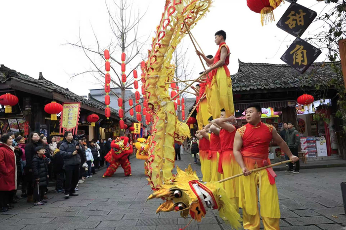 节庆民俗活动（央广网发 阆中市委宣传部供图）