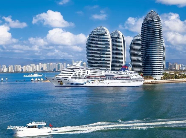 三亚凤凰岛国际邮轮母港。