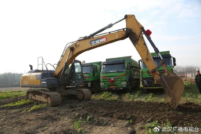 宜昌至常德高铁开工建设。（湖北日报通讯员 武铁轩 摄）