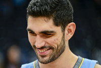 美记：多队有意阿尔达马 但其表现出色 需诱人报价灰熊才会考虑