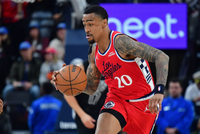 空间型4号位！科林斯近10场场均16.7分 投篮命中率67% 三分62%