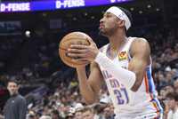 阿隆·维金斯：球队现在伤兵满营 我能做的就是尽量保持积极心态