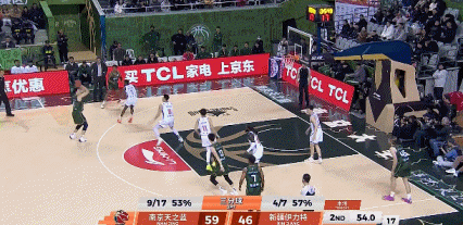 对飚哈里斯！赵柏清手感火热外线连续两次三分出手命中
