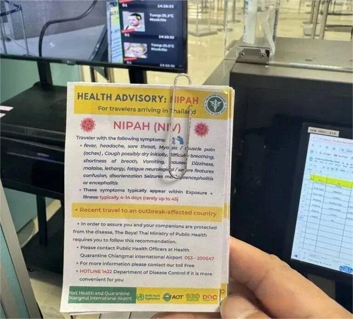 泰国机场的健康提醒（来源：人民网东南亚）
