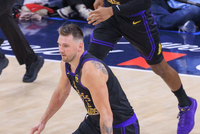 东契奇在湖人生涯砍4次45+两双 追平奥尼尔&amp;并列队史第一多