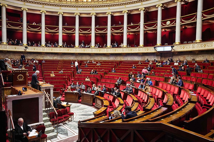 法国社交媒体禁令相关图片