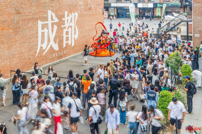 ▲一个个场景，串联起了成都的烟火与诗意 摄影：林漫