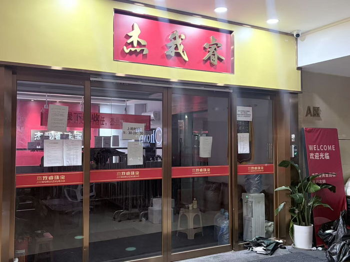  徐潇潇 摄 