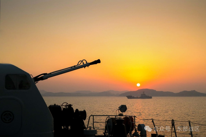 东海尖兵，时刻准备战斗