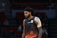 疯狂打铁！珀塞尔12中2仅拿7分4板9助2断 4失误4犯规