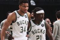 美记：对字母哥感兴趣的球队认为 他希望在新东家与霍勒迪重聚