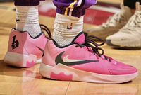 个人Logo亮相！布朗尼上脚老詹支线球鞋LeBron Witness 9 PE！