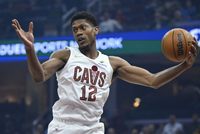 骑士媒体：湖人引入亨特可能为替代詹姆斯 骑士收八村能降低薪资