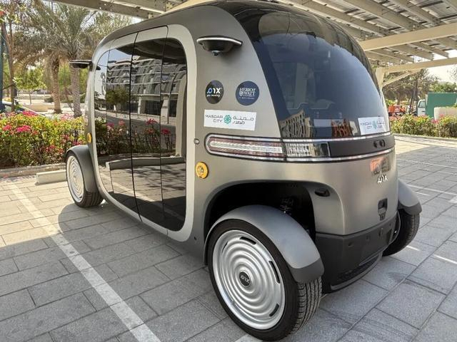 马斯达尔城来自中国的自动驾驶接驳车 每经记者 刘曦 摄
