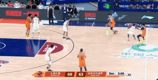 扣到爽！怀特塞德再送暴力补扣&扣倒卡巴 随后吃饼再双手暴扣