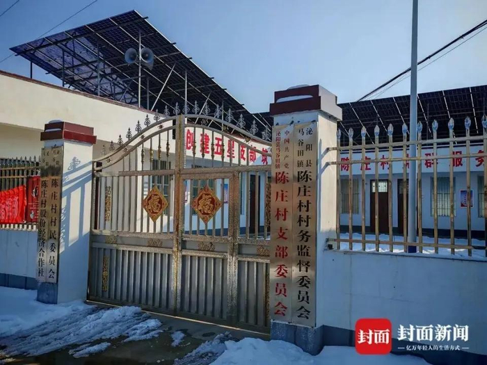 村民说，泌阳县马谷田镇陈庄境内没有高温焚烧公司 摄影李兴罡