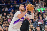 今日主场打篮网！乐福&amp;努尔基奇皆因生病缺席比赛！