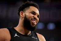 美记：唐斯因不断有交易流言而感到受伤 也许信任已荡然无存